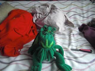 Depuis le temps vous aurez remarqué qu'il parle toujours en taille 1 et en gras...    Depuis le temps vous aurez remarqué qu'il parle toujours en taille 1 et en gras...